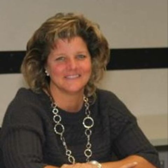 Meet your Posher, Lynn - Picture 1 of 1